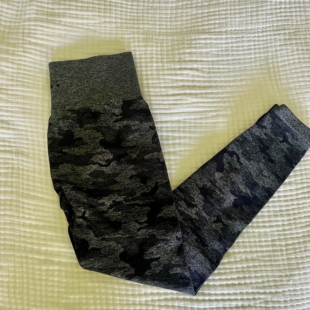 MUST GO! Acta Seamless Compression Leggings - Picture 3 of 5